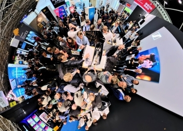 Grupa Sennheiser na targach IBC 2025